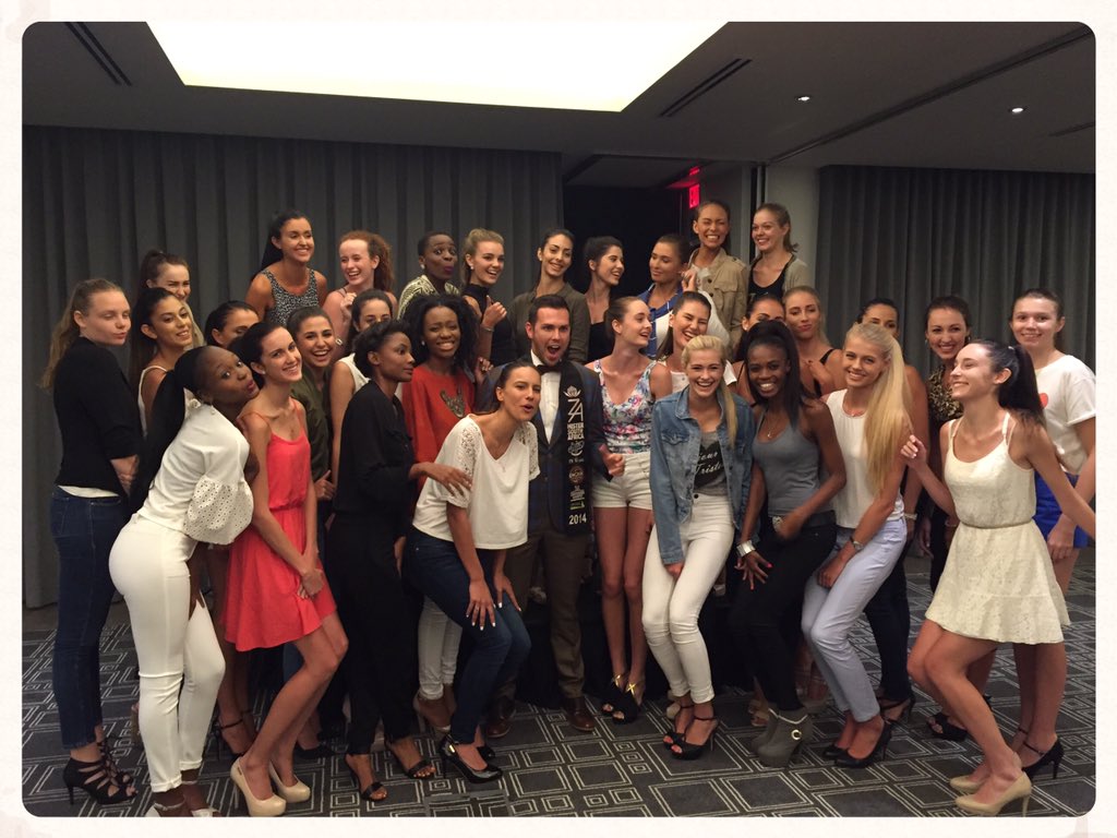 Thanks again to <a href="/ArmandDuPMrSA/">Armand Du Plessis</a> with our #TMSAfinalists at the stunning <a href="/FireandIceME/">PH Fire & Ice! Menlyn</a>. Thanks for hosting us