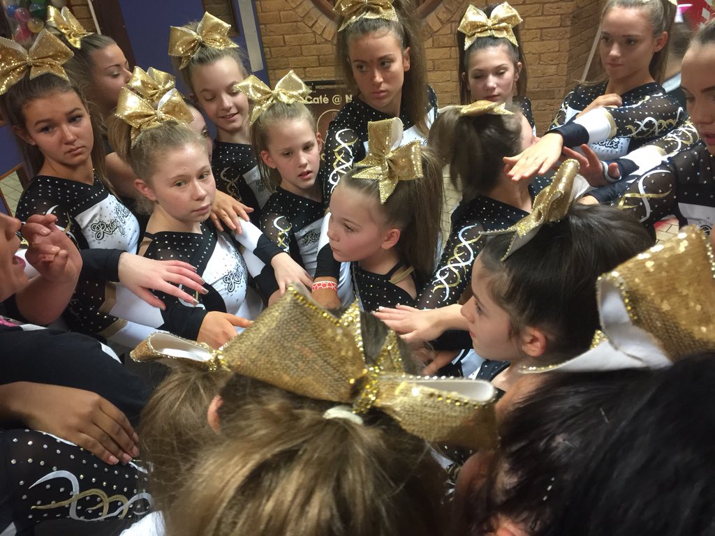 BelievePhotoUK's tweet image. Great #teamspirit from @RPCheer at @ICCheer #ICCWelshOpen #CheerUK #Cheerleading