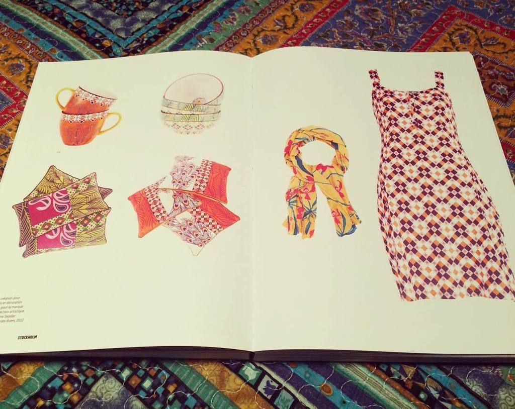 SepidarHosseini's tweet photo. #indiska #sepidar #fetedugraphisme #fetedugeaphisme2016 #paris #catalogue https://t.co/qnzYAU0AD4