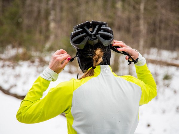 Champaign_Cycle's tweet photo. Winter weather isn't a bummer when you have the right gear. #TheSeasonNeverEnds https://t.co/8GqeQzlEeQ https://t.co/ih1CX3LST8