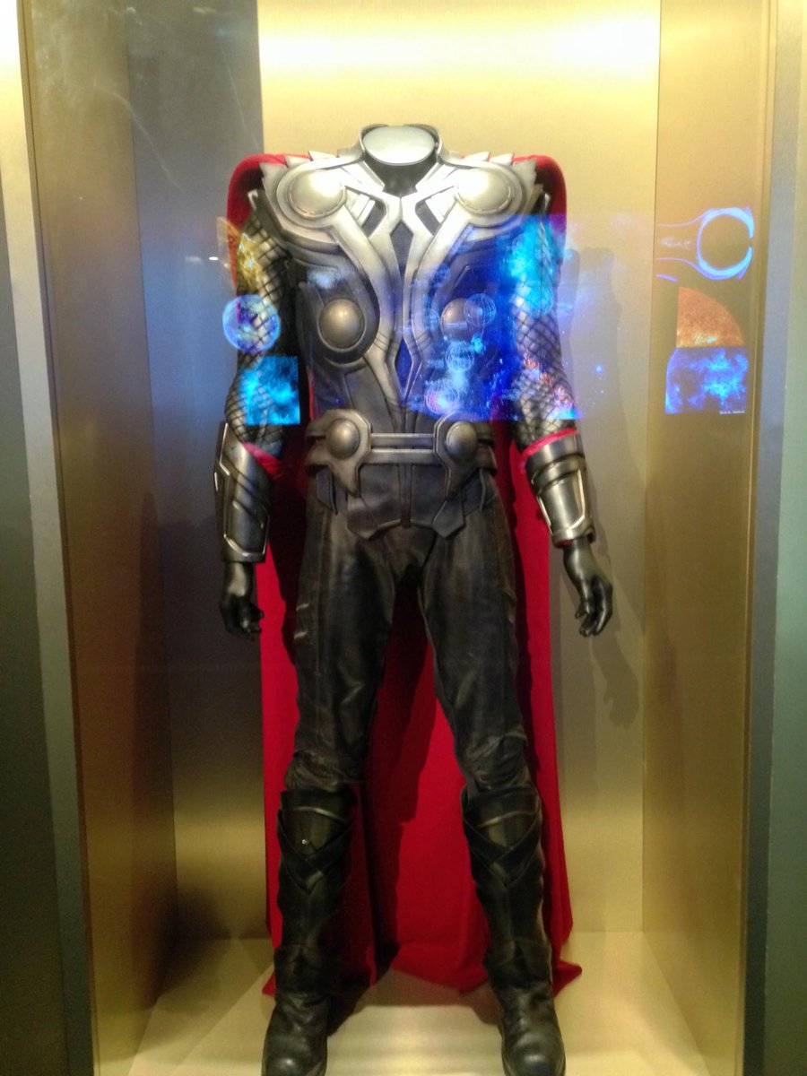 pathecinemas's tweet image. L'expo Avengers débarque à Paris ! Rdv en avril prochain pour une plongée dans l'univers Marvel 😍