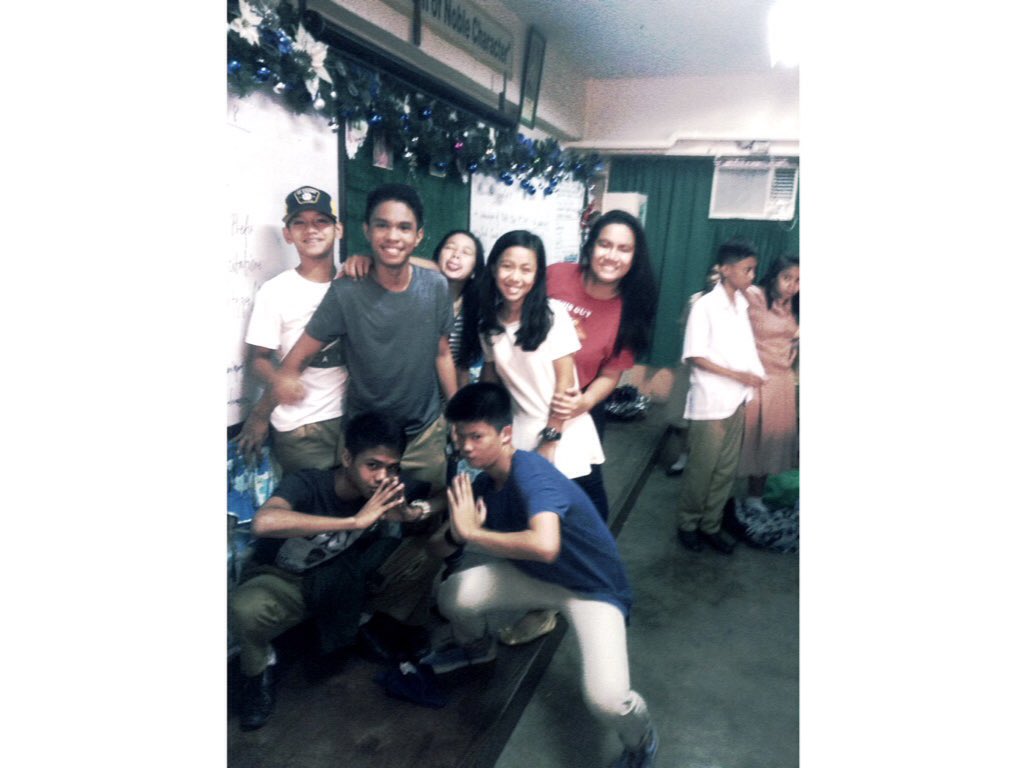 aintrens's tweet photo. @reyangelo_ @jethrohembs @kyluhmarie @_alilililiyah @IamKatrinaRuth #ruzel sml 💕😍 https://t.co/yejl6b9mzw