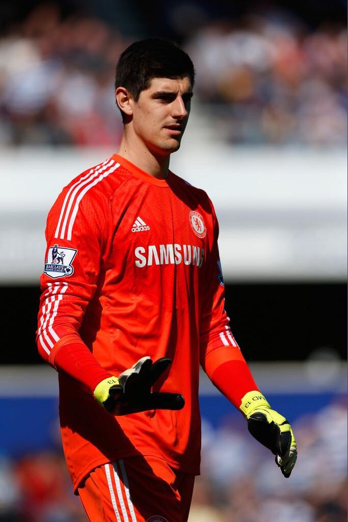 Kalem kalem ada abang tampan dibawah mistar