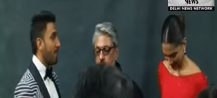 Embedded image permalink