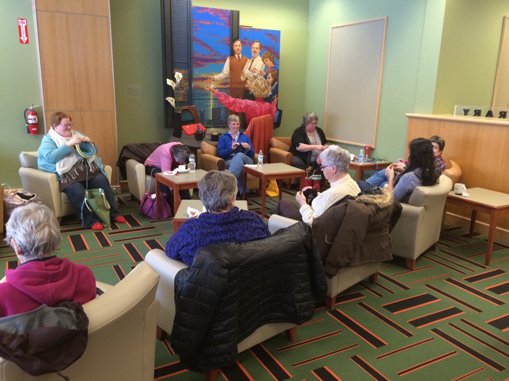 DrDavidWheeler1's tweet image. Fab ladies knitting 4 #25000tuques @cbuniversity @CBU_library.  Big thank you from @LifelineSyriaCB @CBIPilot
