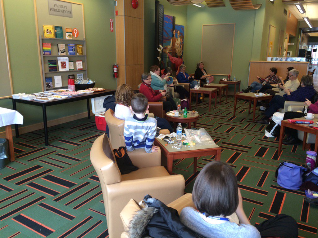 DrDavidWheeler1's tweet image. Fab ladies knitting 4 #25000tuques @cbuniversity @CBU_library.  Big thank you from @LifelineSyriaCB @CBIPilot