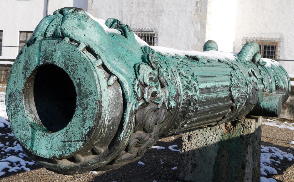 _donalphonso's tweet image. Cat Content, BJ und bayerishe Willkommenskultur für Schweden in einem Bild.