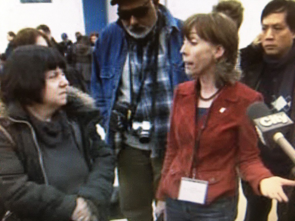 Anna Vlachos tweet media