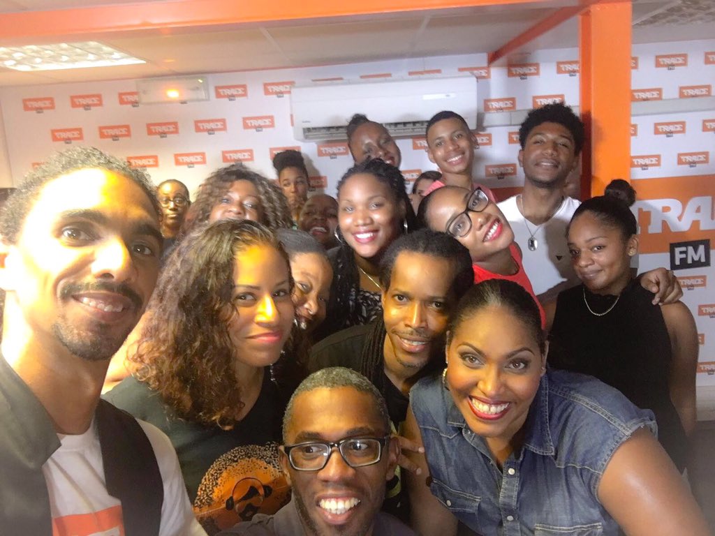 NicolePrincessL's tweet photo. Merci @tracefm, @Orange_Caraibe #MasterMx et #messoleils😘☀️😘☀️❤️❤️ https://t.co/TA9Fk3cDnB