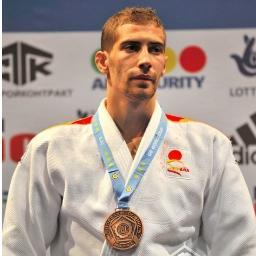 TheMedal1896's tweet photo. ¡LLUVIA DE MEDALLAS!
Cinta García -48kg, Oro @Javi_judo73 -73kg, Plata 
@Puchejudo -63kg Bronce 
African Open #Judo https://t.co/Uo7ESuDrMw