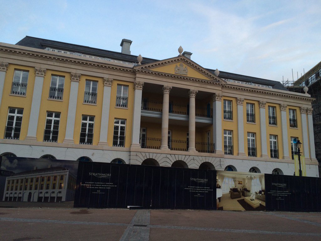 Strathmore House is looking really impressive <a href="/ZeroCholdings/">ZeroC</a> #poundbury