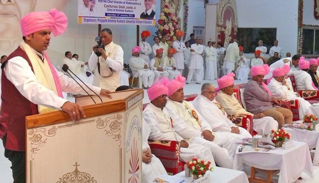 Dev_Fadnavis's tweet image. Addressed a gathering of around 25000 devotees at BrahmaKumaris,on role of spirituality&amp;amp;human values in social devpt