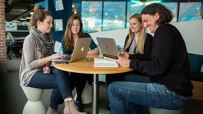 Adweek's tweet photo. To better prepare grads for real social media jobs, this agency created a college class: https://t.co/Tw0rU0CB8K https://t.co/5o85xThRTl