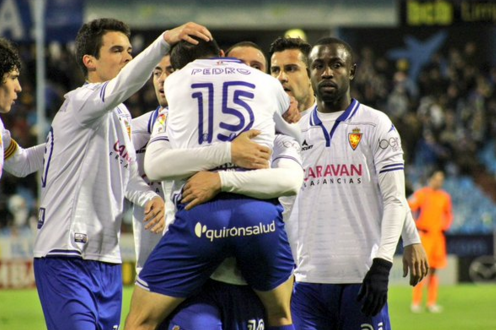 EspDeportivo's tweet photo. Plácido triunfo del #RealZaragoza ante la Llagostera https://t.co/i1QHhO7BQn #RZAvLLA #Fútbol #LigaAdelante https://t.co/CmIKIHaxii