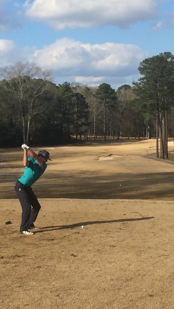 CampbellPGAGM's tweet photo. The Interclass Scramble is underway in the 2016 Spring Tournament series @jlindz93 #golow https://t.co/DxhS58ucUC