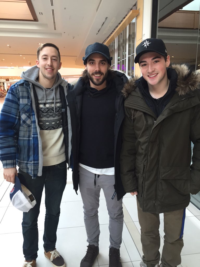 curtymetz's tweet image. Matthieu Perrault and I ran into some weirdo at the mall #lineys #washedup