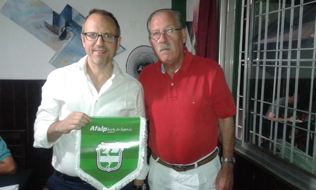 El intendente de <a href="/Municipio3F/">Tres de Febrero</a> <a href="/dievalen/">Diego Valenzuela</a> visitó AFALP <a href="/VivielOeste/">Viví el Oeste</a> Fotos y video en facebook.com/afalpbiendebar…