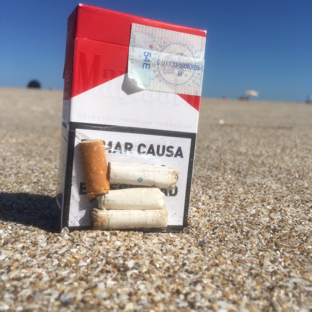 JuanButvilofsky's tweet photo. Por cada colilla a la caja, salvarán 70 litros de agua!... Súmense en @MarDelPlataARG a @YoAmoMiPlaya. RT, gracias! https://t.co/mpL9gqzwXq
