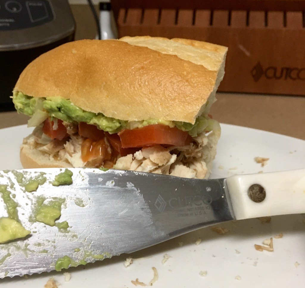 meshell_linden's tweet image. Everything sliced and spread with Cutco&apos;s Spatula Spreader.  #AllInOneTool #CutcoAtHome #ChopWithMichelle