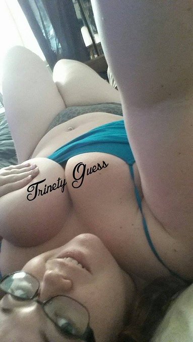 I'm on cam! Come get your Raffle tickets! ONLY 20 tokens! https://t.co/FdxpO7B3WZ https://t.co/WB97F<a href="/tag/customvideo"class="tags"><span>#customvideo</span></a>