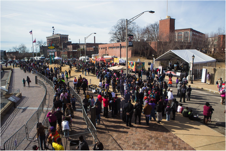 NCRMuseum's tweet photo. Reminder! NEW security procedures #KingDay2016 on Mon. Jan 18. #SecurityCheckpoints #MetalDetectors StreetClosures https://t.co/IjEOtQqFeS