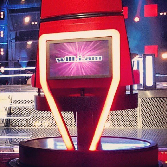 LydiaLucy's tweet photo. I'm so excited to have @iamwill as my coach. Watch out for some fireworks #LydiaLucy #TheVoiceuk @BBCTheVoiceUK x https://t.co/3byOMzi3WF