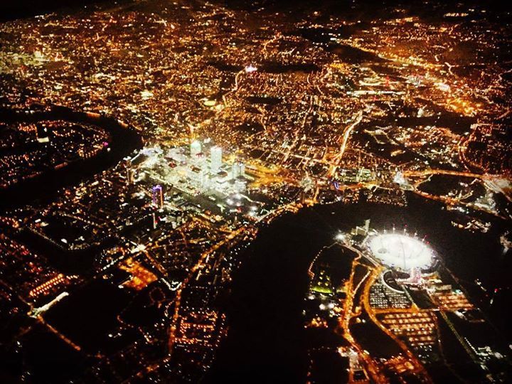 AdoreAngleterre's tweet photo. #London #landinginlondon #londonfromthesky #igerslondon #centrallondon #lovelondon #viewfr… https://t.co/0ueSHbo69f https://t.co/tO3d2XENNh