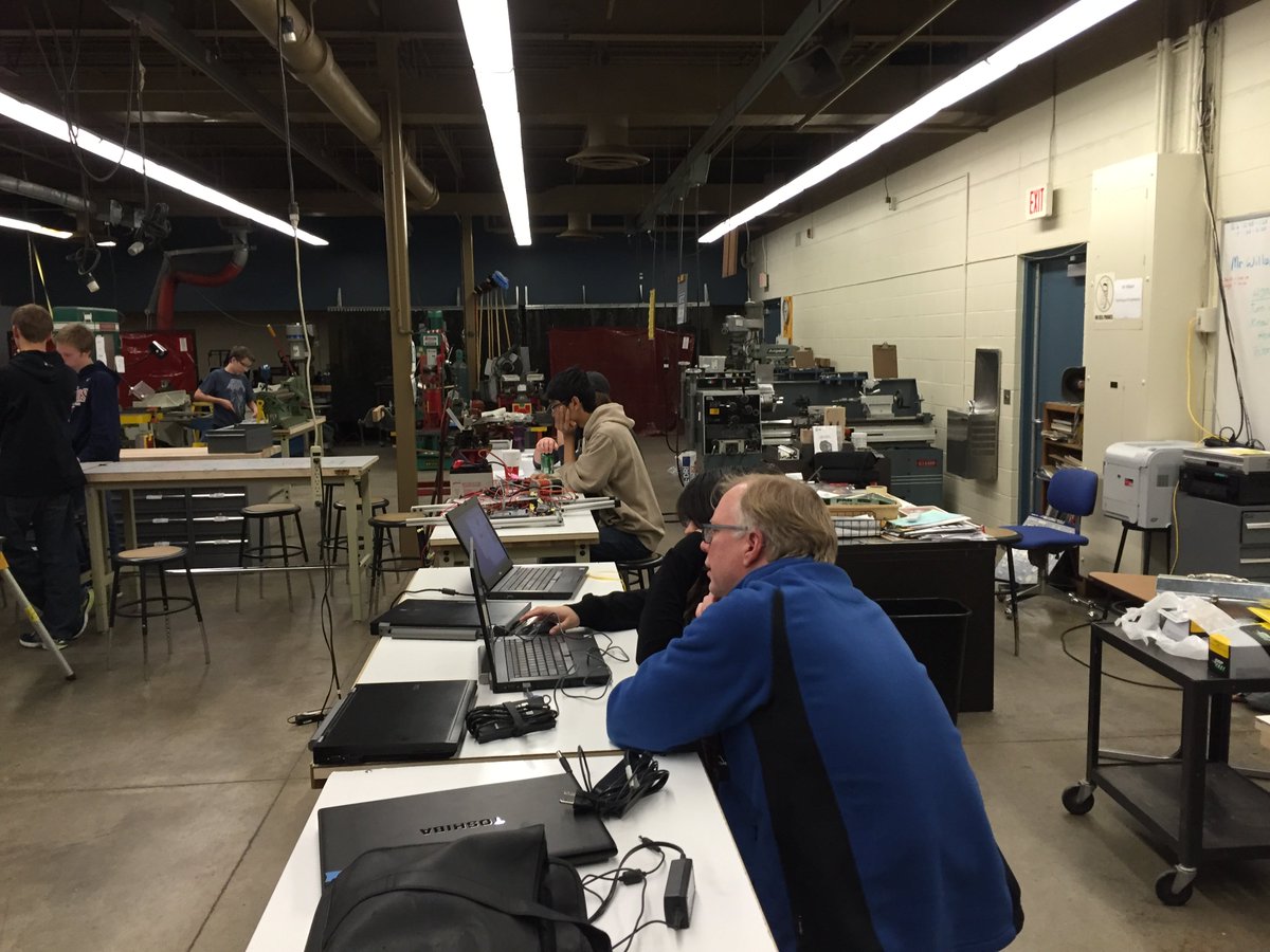 AVHS_STEM's tweet photo. It is a FIRST Robotics beehive at AVHS today!  Four teams all working at once.  Good fun! https://t.co/MRspaFjJvz