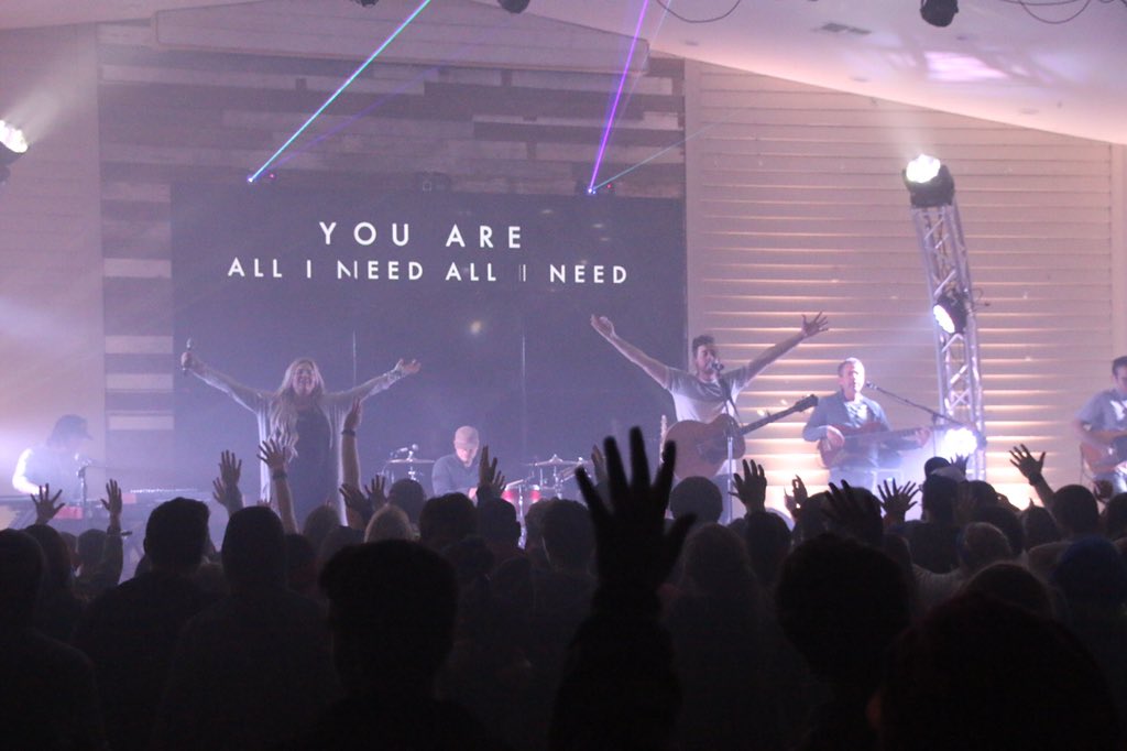 GatewayStudents's tweet photo. Some amazing worship from @LaurenTyler28 and @RossTyler7 this morning! We are loving #gatewaywintercamp https://t.co/NLFSQ8Re88