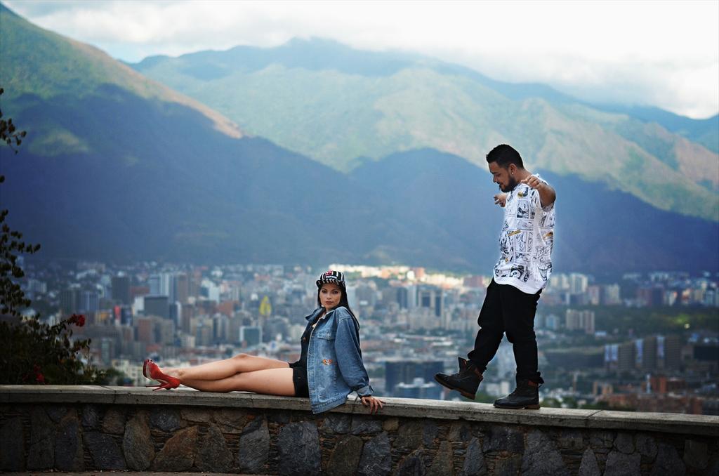 trova_ambar's tweet photo. #Caracas #Avila #Venezuela #Trova_Ambar  #cantantes #sesionfotografica @caracaswebtv #yyosequetegustacomoestosuena https://t.co/OxRTzMfjK5