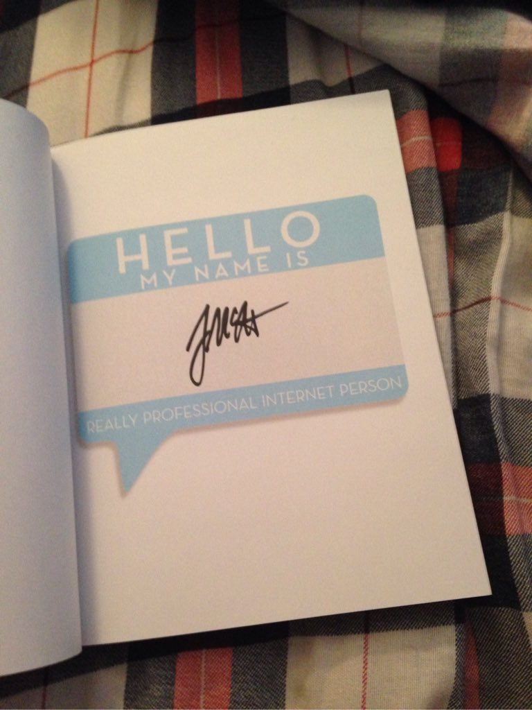 delovelyjess's tweet photo. @jennmcallister JENN LOOK WHAT I GOT TODAY #reallyprofessionalinternetperson https://t.co/1VicDSr6F6