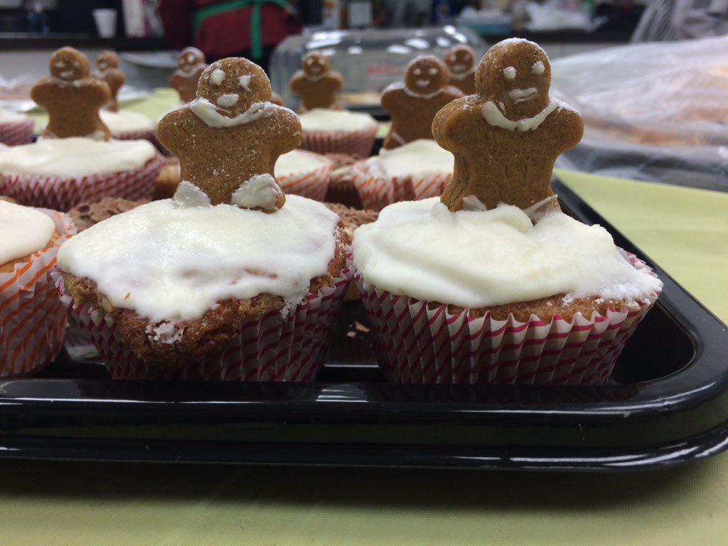 Stickboy cupcakes!!! #Stickboyopera <a href="/VancouverOpera/">Vancouver Opera</a>