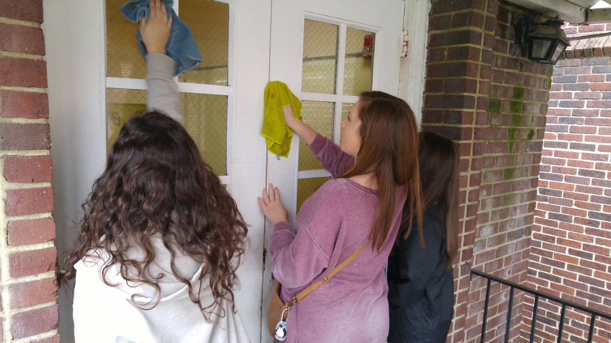 StudentMerge's tweet image. Serving at 5th Ave. Baptist