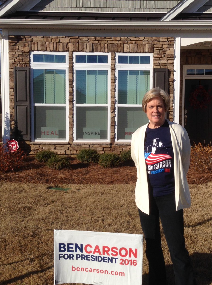 Joestjohn68's tweet photo. Thanks Sheila for your dedication & support to @RealBenCarson signs popping up everywhere. #bencarson #teamcarsonsc https://t.co/wJ11CNjzLe