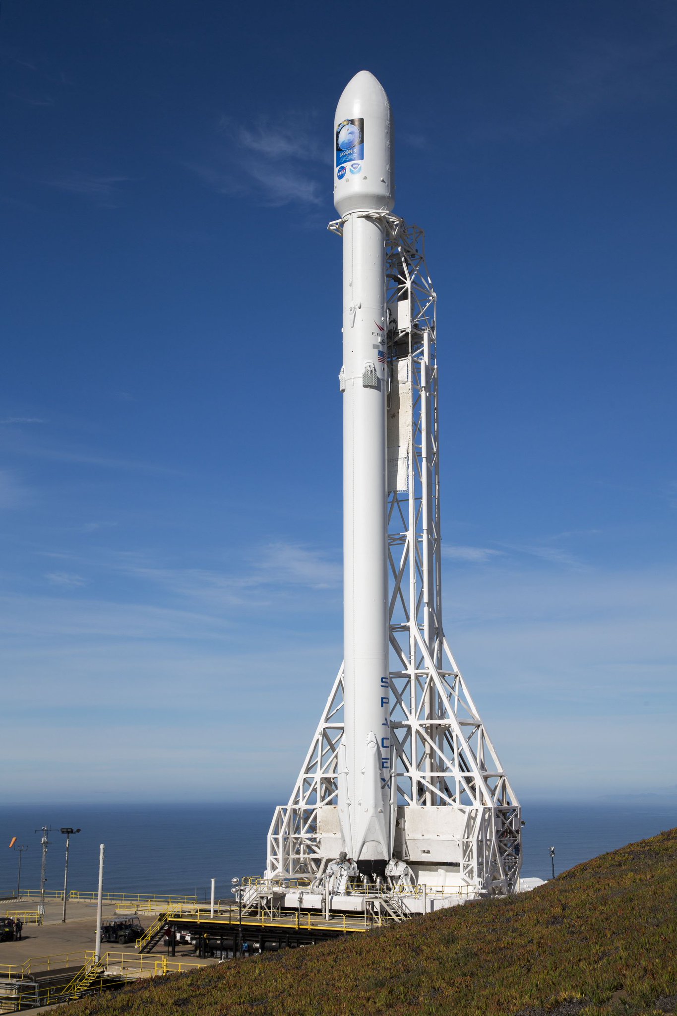 SpaceX on Twitter: "Rocket is vertical in advance of ...

