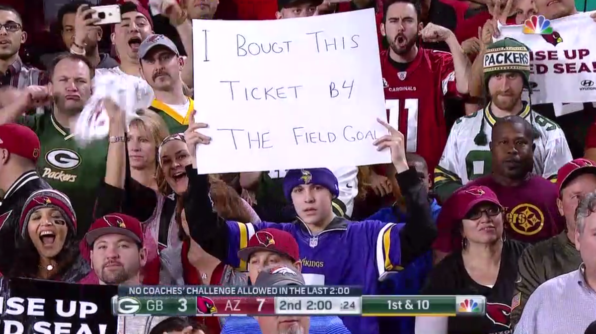 SNFonNBC's tweet photo. There are so many great faces in this photo. #GBvsAZ https://t.co/cVPBizOgtI