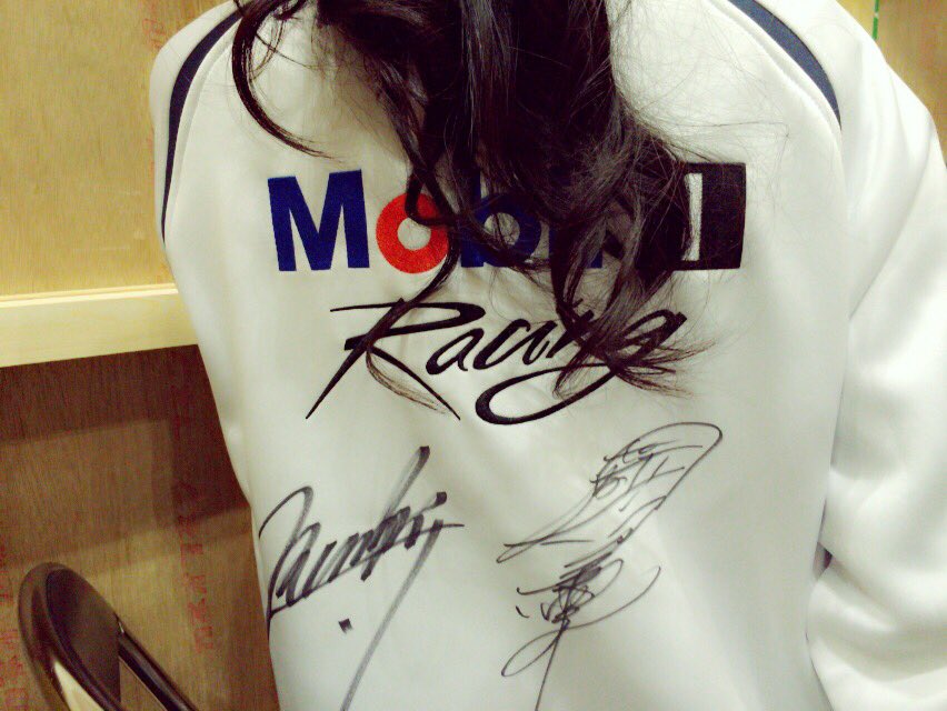 星野監督と星野選手にサインしてもらっちゃった〜✌︎♡ #IMPUL Mobil1