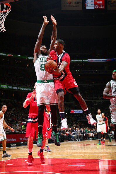 nbastats's tweet image. John Wall has 30P/12A/7R/6S with 2:40 left in 4Q in #BOSatWAS, which @celtics lead 105-104 on #LeaguePass!