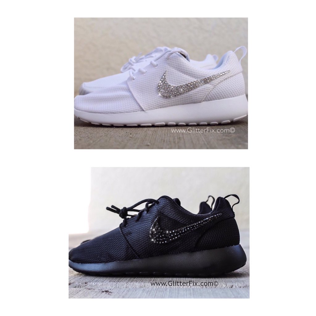 ShopGlitterFix's tweet photo. Black or white?❤️
😍Custom Nike Roshes with Swarovski Crystals😻
Available on
https://t.co/lsejzcOBA3 https://t.co/JDMBP6HTiS