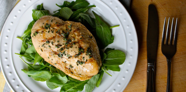 P90X's tweet photo. This chicken dijon recipe is a fantastic, healthy dinner you can make in 15 min or less. https://t.co/hbzYZOpMk0 https://t.co/QteawFy4hD