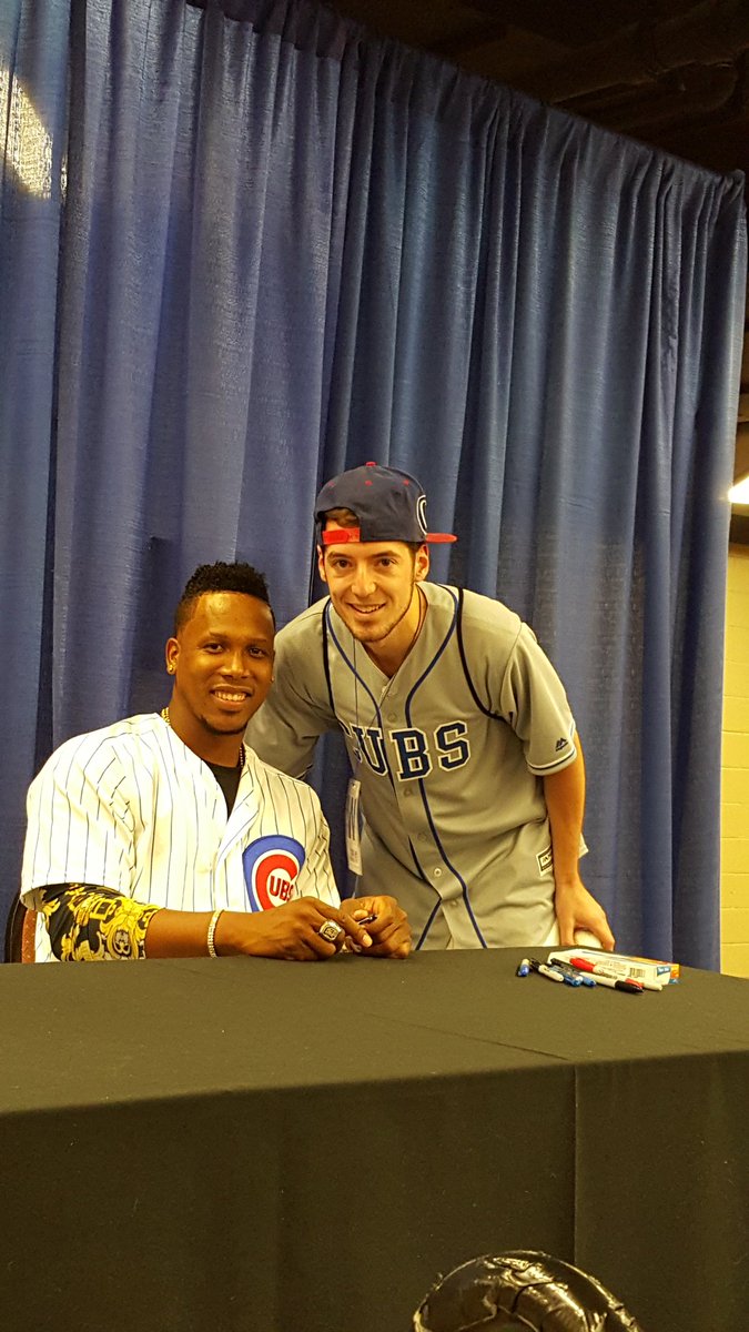 steelweezy's tweet photo. Me and @pstrop46!! #favoritepitcher #CubsCon2016 #cubsconvention #cubbiesnation https://t.co/NFnnm1pLju
