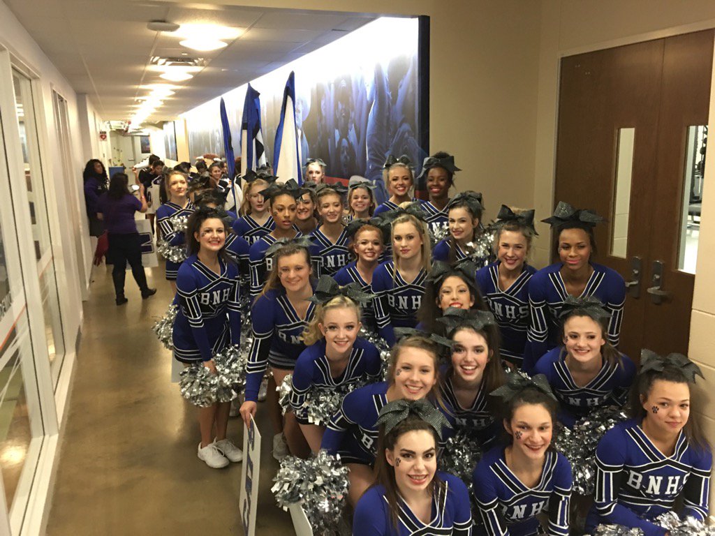 BeckySpasic's tweet photo. Super Proud on BNHS CHEER!! #hardworkpaysoff #madeittofinals #bnhscheer https://t.co/tgdxoOhq7S