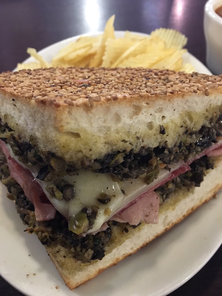 JasonAmadori's tweet photo. I love this sandwich!!💕 https://t.co/d818jhFChS