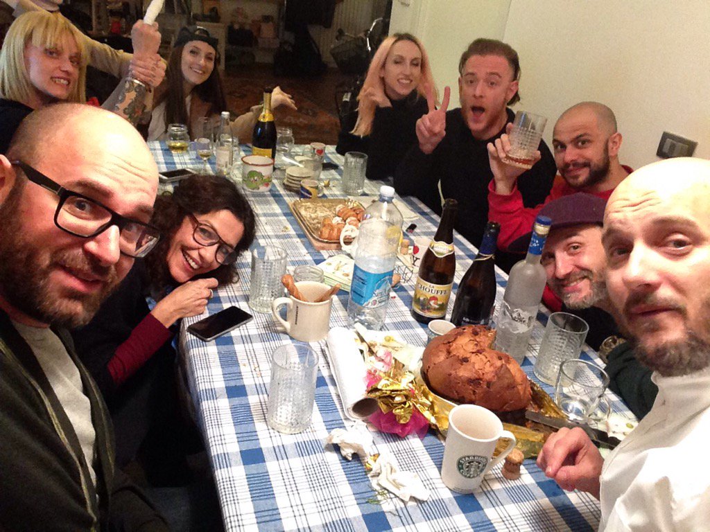 massirulez's tweet photo. Reunion! @therealcrookers @RESETMILANO @merivitti @MaurizioRidolfo @DumbBlondE_ https://t.co/zRs8zLXgBA