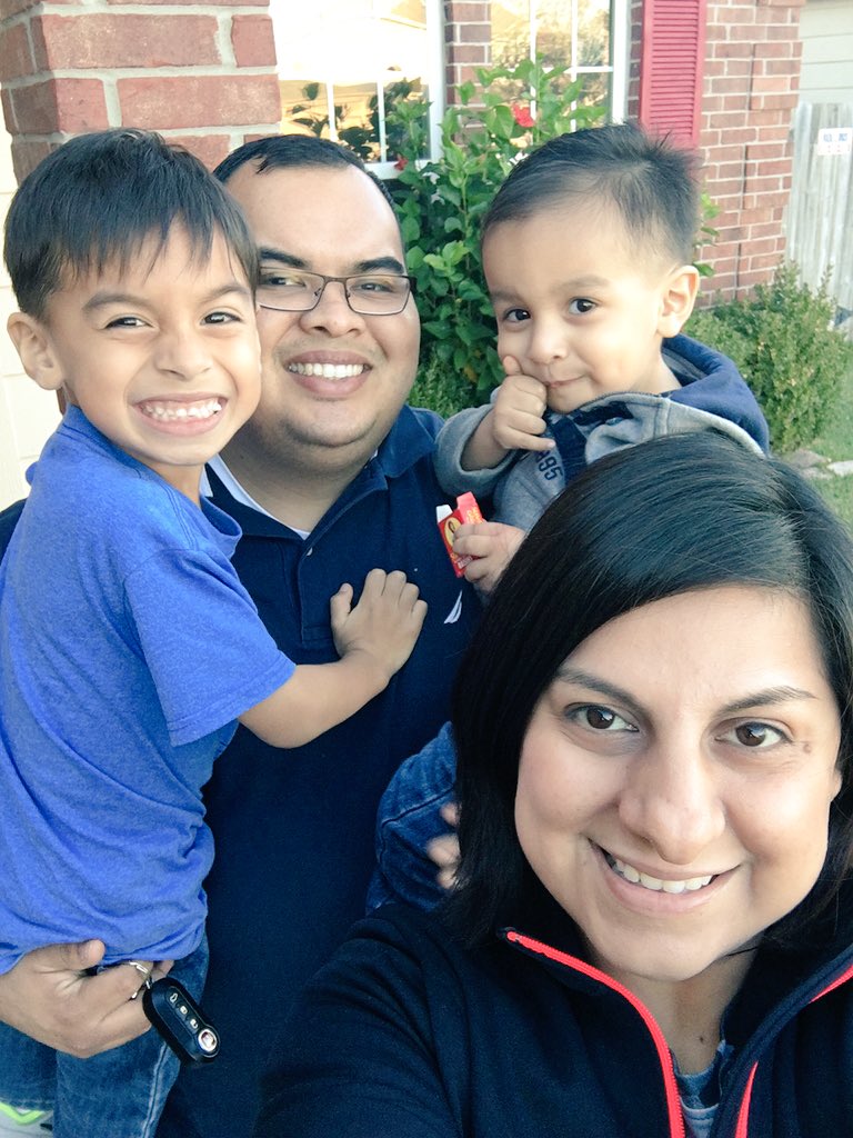 KLSanchez3's tweet photo. Fist time stepping into our new home together! See the excitement! #paintersatwork #checkinprogress #lookingood https://t.co/9LWig4w1Eq