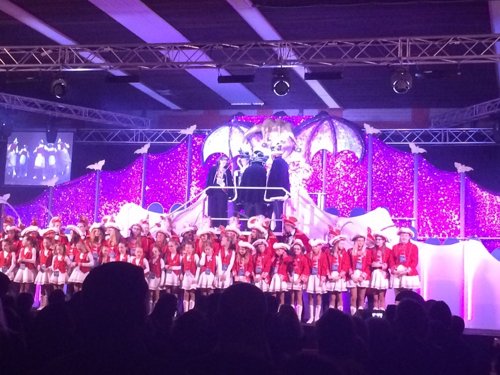 Supergezellige gala-avond bij NCD De Vlearmuze.