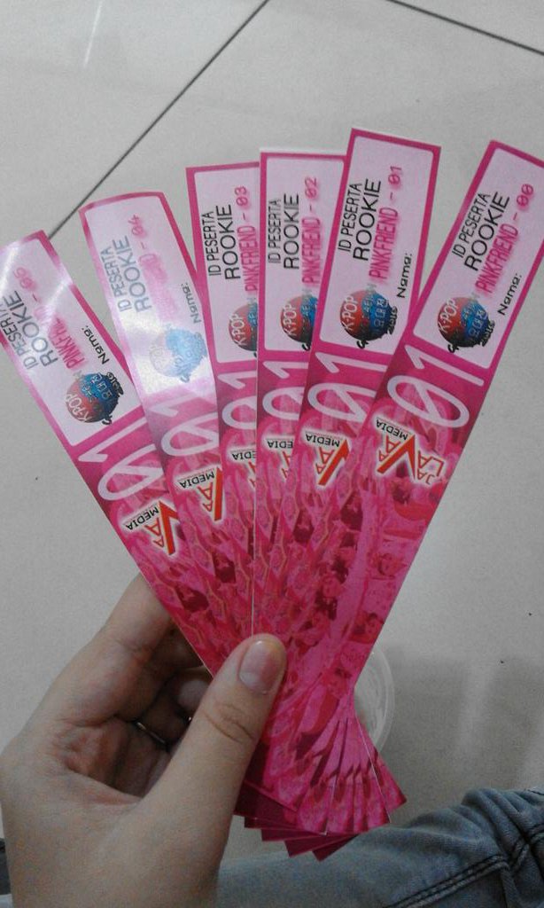 Pink Friend Official tweet media