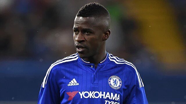 Ramires se transfere para o futebol chinês