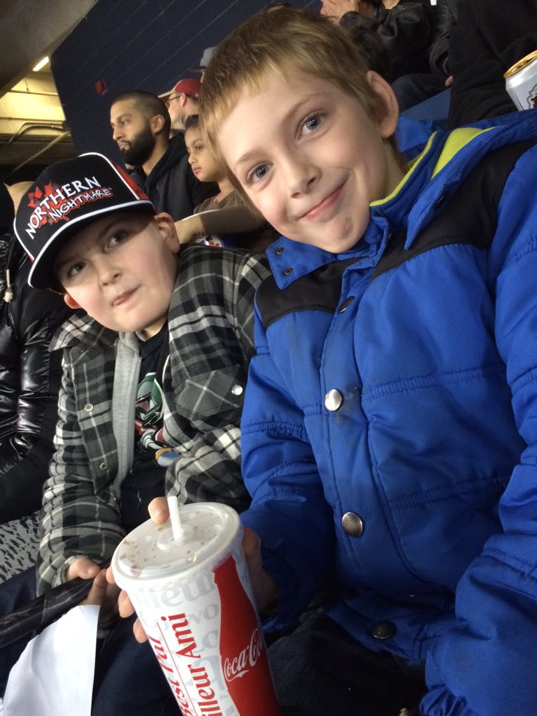 michelleeperry's tweet photo. #MonsterJam https://t.co/KNzhTLCaHE