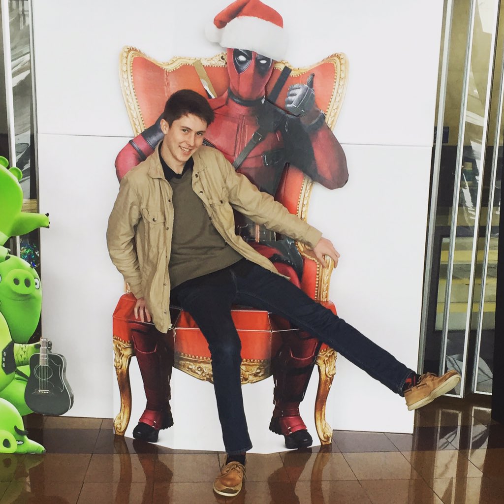 dylanvlexander's tweet photo. #DaddyDeadpool (As seen on Instagram) https://t.co/4JPhXx9w2D